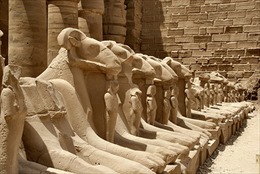 Sông Nile rực rỡ ánh sáng thần Amun - Kỳ 2